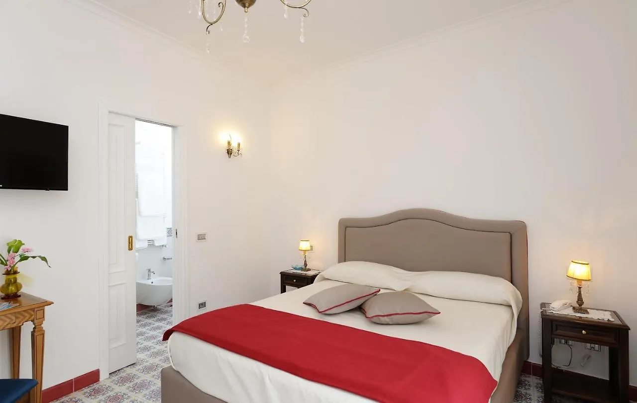 Boutique Gimagi Hotel Amalfi 2*,  Italy